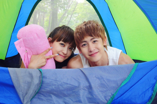 빅토리아 (Victoria) 가수 모델, 닉쿤 (Nichkhun
