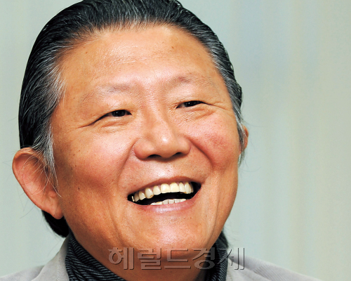 신철식 우호문화재단 (이사장), 전 정무직공무원 / <투데이>STX싱크탱크 수장 신철식…미래 항해지도 그린다