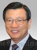 박삼구 금호아시아나그룹 (회장) / Park Sam-koo re-elected president of the Yonsei Alumni Association