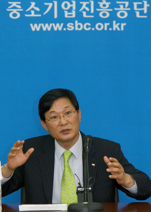 송종호 중소기업진흥공단 (이사장) / 송종호 “창업사관학교는 기술ㆍ제품 아니라 ‘사람’ 만들어 내는 곳”