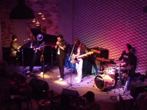 Festival organizer Ko Jong-eui plays with his band the Gloomy 30’s.  Gloomy 30’s