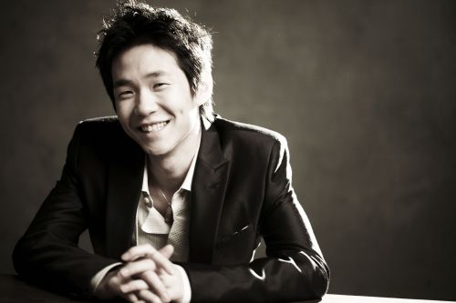 토토사이트 프리미어토토 피아니스트/스테이지-박스/토토사이트 프리미어토토-신현수-copy(o)2