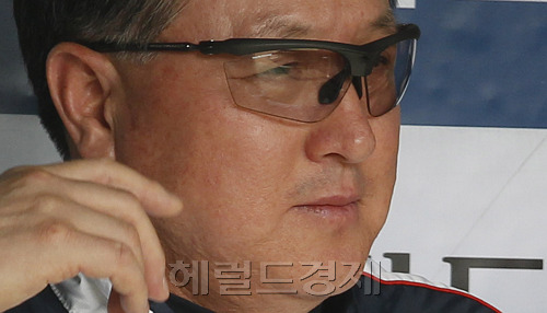 김경문 전 야구감독/_20110524165300_YON_94820 / *야구/ 김경문 감독 사진