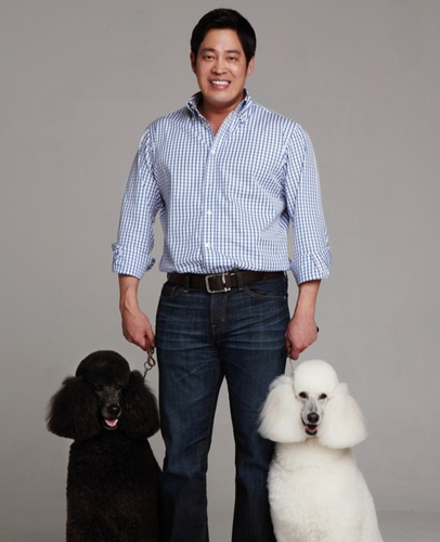 정용진 신세계 그룹 대표이사 부회장/<3세 경영인 그들은 누구인가>패션리더·스피드광…직원과 소주잔도 기울이는 ‘따도남’