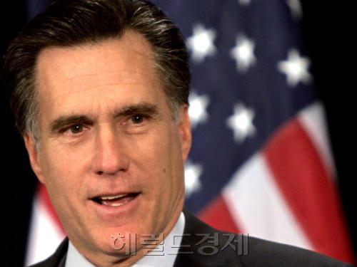 버락 오바마(오한마, Barack Hussein Obama) 대통령(미국), 미트 롬니(Willard Mitt Romney) 매사추세츠주 주지사(미국)/미트 롬니 / "美 2012 대선은 오바마vs룸니...문제는 경제"　