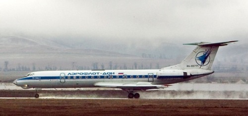Picture taken 08 March 2007 shows a Tu-134 aircraft landing at Grozny airport in Chechnya. Forty-four people were killed and eight badly injured when a plane crashed onto a highway and burst into flames in northern Russia, narrowly missing an inhabited area, officials said on June 21, 2011. (AFP)