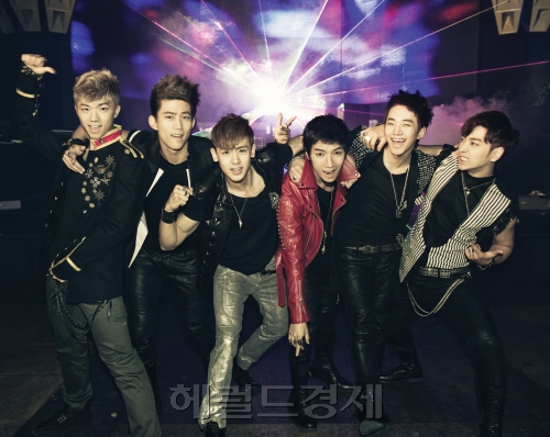 2PM 가수, 준수, 닉쿤, 택연, 우영, 준호, 찬성 가수/투피엠 사진-copy(o)1