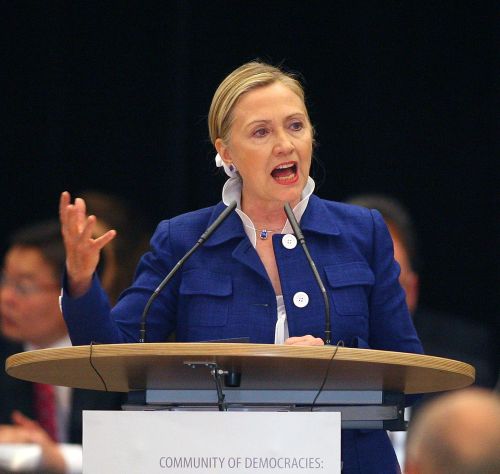 <YONHAP PHOTO-1807> US Secretary of State Hillary Clinton delivers a speech during which she said authoritarian Belarus must free its political prisoners and take the road to democracy, at the ''Community of Democracies'' meeting on July 1st, 2011 in Vilnius. Clinton arrived in Vilnius the day before for a two-day meeting of the Community of Democracies, a Lithuanian-chaired informal grouping of more than a hundred nations created in 2000 to bolster democratic norms worldwide. AFP PHOTO / PETRAS MALUKAS /2011-07-01 19:46:42/ <저작권자 ⓒ 1980-2011 ㈜연합뉴스. 무단 전재 재배포 금지.>
U.S. Secretary of State Hillary Clinton delivers a speech on Friday in Vilnius, Lithuania.  AFP-Yonhap News
U.S. Secretary of State Hillary Clinton delivers a speech on Friday in Vilnius, Lithuania.  AFP-Yonhap News