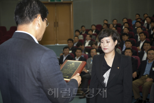대한생명 명예임원 선발 / 대한생명, 최연소 보험여왕 명예전무로 임명