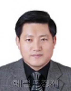 박상도 농협안성교육원 교수 / 크기변환_박상도1 / 사진 교체 재송) 제헌 63주년을 되새기며…