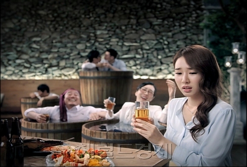 유인나 탤런트  / 2011 청하 광고 02 / 롯데주류, 유인나 ‘청하’ 광고 선보여