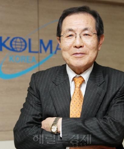윤동한 한국콜마 (대표이사 회장) / 창립 21주년 한국콜마 “건기식에 한방제약 사업도 추진”