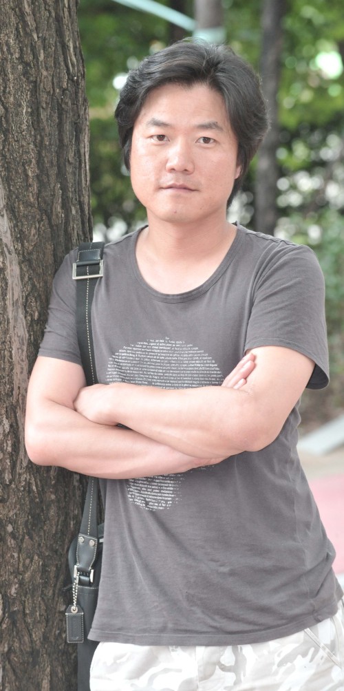 KBS 나영석PD.<br />정희조 기자/checho@heraldm.com 110712
KBS 나영석PD.
정희조 기자/checho@heraldm.com 110712