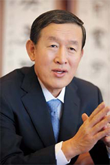 허창수 GS (회장), FC 서울 (구단주), 전국경제인연합회 (회장) /  허창수 회장 임원들에 강조…지속 가능한 밸류체인 완성해야 초일류 기업