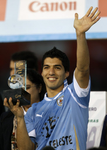 루이스 수아레스 (Luis Suarez), 축구선수(리버풀 FC)(우루과이)/우르과이 코파아메리카 대회 15번째 우승...아르헨티나 브라질 대신해 새 강자 등극/(연합)