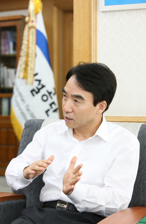 이용선, 서울시 시설관리공단 이사장/ “작은 일이 큰 일입니다” 이용선 서울시설공단 이사장
