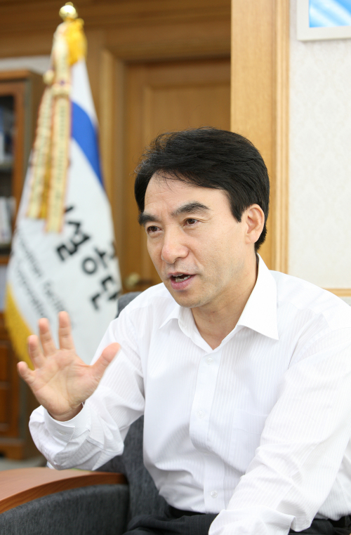 이용선, 서울시 시설관리공단 이사장/ “작은 일이 큰 일입니다” 이용선 서울시설공단 이사장