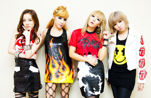 2NE1(박봄,  박산다라, 공민지, 씨엘),  가수/“무대 아래 우린 너드(nerd)”…첫 단독 콘서트, 일본 공략 앞둔 2NE1“무대 아래 우린 너드(nerd)”…첫 단독 콘서트, 일본 공략 앞둔 2NE1
