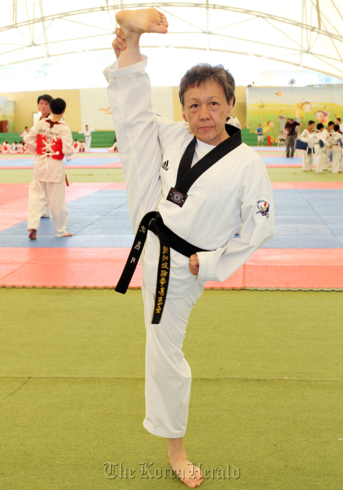 Sister Linda Sim of Singapore\n Taekwondo Promotion Foundation\r\nSister Linda Sim of Singapore\n Taekwondo Promotion Foundation\r\nSister Linda Sim of Singapore.Taekwondo Promotion Foundation
