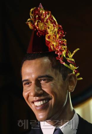 버락 오바마 (Barack Obama),대통령(미국)/ ‘知天命’ 오바마 흰머리 늘었다