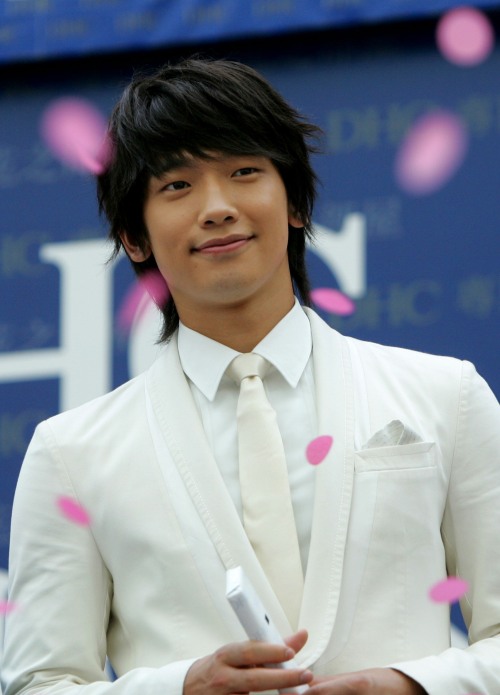 비(정지훈/ Rain), 가수,영화배우/ Rain wins suit over unpaid drama fee