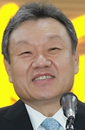 어윤대, KB금융지주 (회장)/어윤대 KB금융 회장, 폭락장서 자사주 5.9억원 추가매수