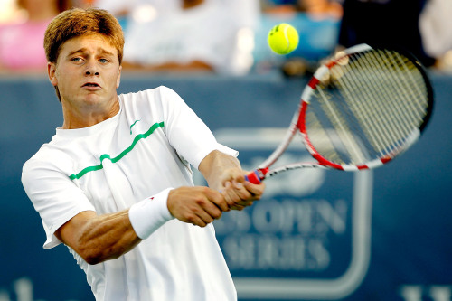 <YONHAP PHOTO-0690> MASON, OH - AUGUST 15: Ryan Harrison returns a shot to Juan Ignacio Chela of Argentina during the Western & Southern Open at the Lindner Family Tennis Center on August 15, 2011 in Mason, Ohio. Matthew Stockman/Getty Images/AFP== FOR NEWSPAPERS, INTERNET, TELCOS & TELEVISION USE ONLY == /2011-08-16 10:08:43/ <저작권자 ⓒ 1980-2011 ㈜연합뉴스. 무단 전재 재배포 금지.>\r\nRyan Harrison (left) returns a shot to Juan Ignacio Chela of Argentina during the Western & Southern Open at the Lindner Family Tennis Center in Mason, Ohio, Monday.  AFP/AP-Yonhap News
