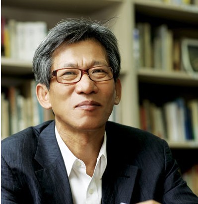 유홍준 미술사학자, 명지대학교 미술사학과 전임교수, 문화재청 청장(~2008 2), '나의 문화유산답사기' 저자 / 유홍준교수 초청"불교문화,어떻게 보전활용할까"토론회