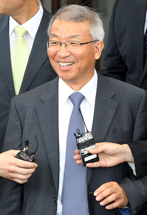 Yang Sung-tae (Yonhap News)\r\n양승태(대법원장)