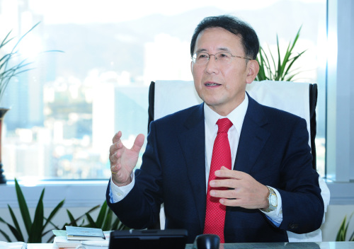 허범도, 한나라당, 부산광역시 (정무특보)/허범도 부산시 정무특보
