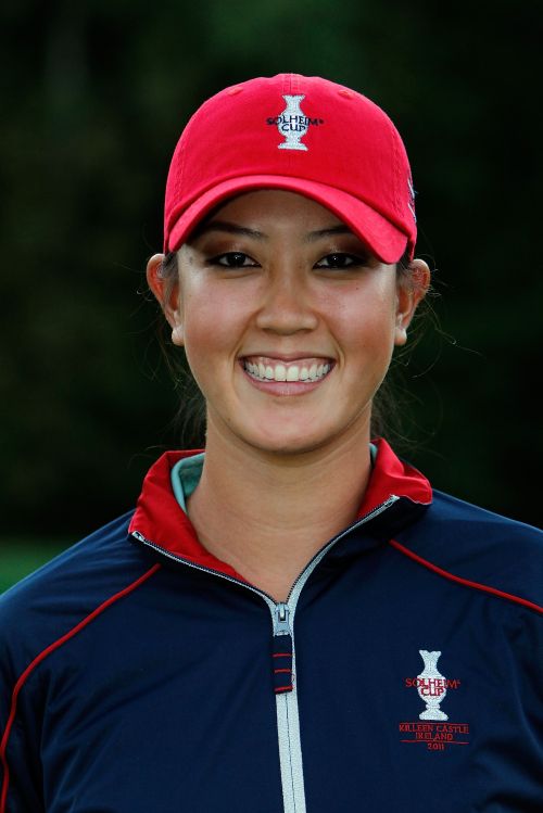 <YONHAP PHOTO-0851> NORTH PLAINS, OR - AUGUST 21: Michelle Wie of the United States Solhiem Cup after the Safeway Classic at Pumpkin Ridge Golf Club on August 21, 2011 in North Plains, Oregon. Jonathan Ferrey/Getty Images/AFP== FOR NEWSPAPERS, INTERNET, TELCOS & TELEVISION USE ONLY == /2011-08-22 12:54:26/ <저작권자 ⓒ 1980-2011 ㈜연합뉴스. 무단 전재 재배포 금지.>\r\nMichelle Wie.   AFP-Yonhap News\r\nMichelle Wie.   AFP-Yonhap News
