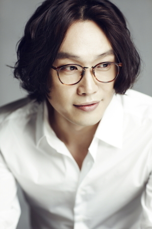 20110518000327_0 / ‘토마스쿡’ 정순용, 14년 연인과 웨딩마치…“오늘 결혼해요”