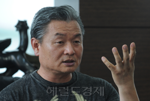 이영건사장 인터뷰.<br />이상섭 기자 babtong@heraldm.com 2011.07.28\r\n이영건사장 인터뷰.\n이상섭 기자 babtong@heraldm.com 2011.07.28