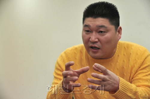 강호동<br />정희조 기자/checho@heraldm.com 071223\r\n강호동\n정희조 기자/checho@heraldm.com 071223