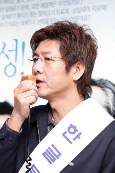 정재환 MC, 개그맨 / ‘자장면’이라 쓰고 ‘짜장면’이라 부른 건... 한국인들이 중국어에 관대하기 때문이다?