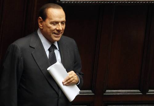 <YONHAP PHOTO-0374> Italy's Prime Minister Silvio Berlusconi arrives to attend a debate in the upper house of parliament in Rome September 14, 2011. REUTERS/Max Rossi (ITALY - Tags: POLITICS)/2011-09-15 05:41:10/ <저작권자 ⓒ 1980-2011 ㈜연합뉴스. 무단 전재 재배포 금지.>\r\nSilvio Berlusconi\r\nSilvio Berlusconi