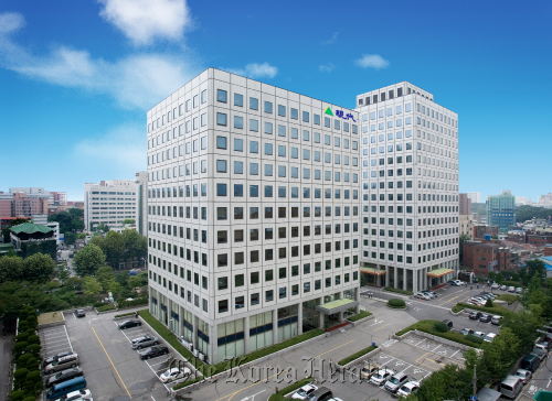 Hyundai Group headquarters in Seoul.                 Hyundai Group
