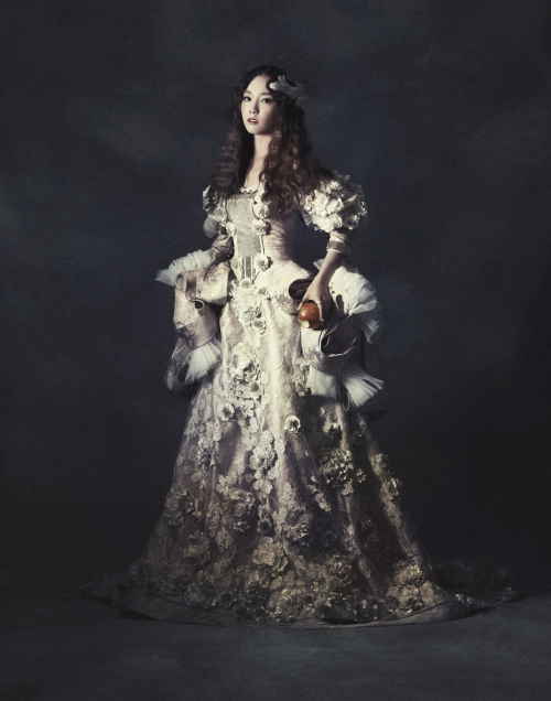 태연 (김태연) 가수, 뮤지컬배우 / 태연티저 / 소녀시대, 1년 만에 컴백..韓-英 버전 ‘월드와이드 콘셉트’