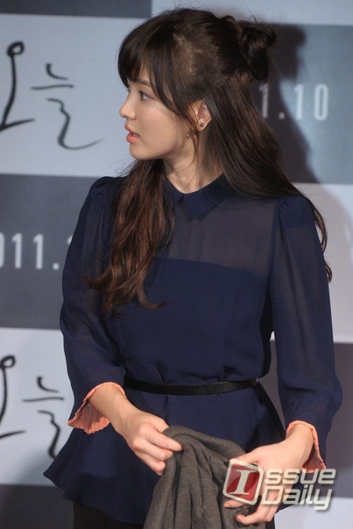 송혜교 탤런트, 영화배우 / SJW_8692 / <포토뉴스> ‘소두인증’ 송혜교, 날렵한 V라인~