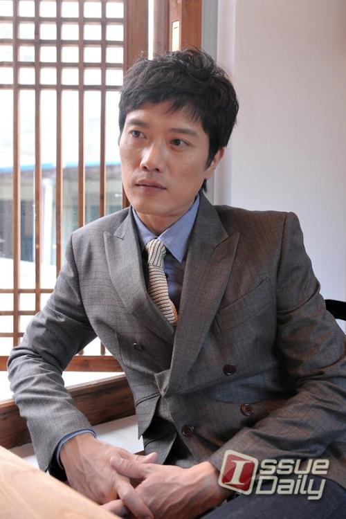 박희순 영화배우, 연극배우 / 박희순, 그를 돌아보게 한 ‘의뢰인’ (인터뷰②)