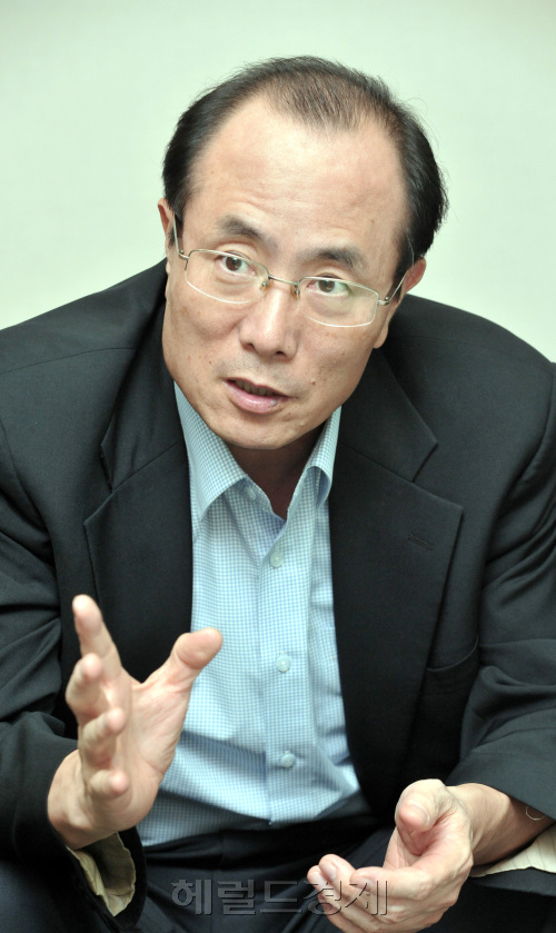 서종렬 인터넷진흥원원장.<br />정희조 기자/checho@heraldm.com 110919\r\n서종렬 인터넷진흥원원장.\n정희조 기자/checho@heraldm.com 110919\r\n서종렬 인터넷진흥원원장.\n정희조 기자/checho@heraldm.com 110919