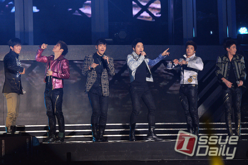2PM 가수 / SJW_6268 / <포토뉴스> 2PM “에브리바디 풋쳐핸섭!”