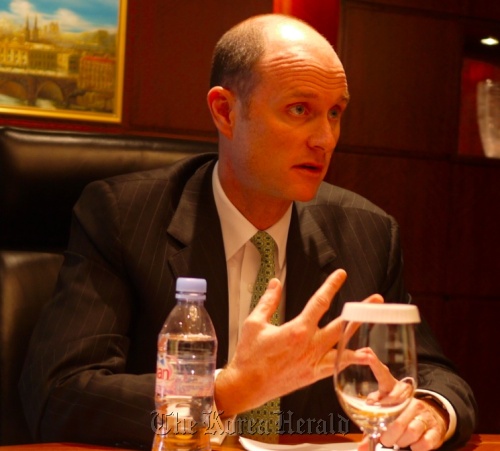 Tim Andrew, global head of cash equities at Standard Chartered Bank.   Yang Sung-jin/The Korea Herald