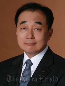 Yoon Byoung-eun