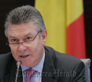 Karel De Gucht