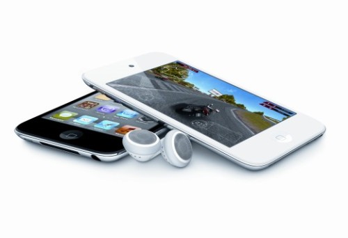 애플은 새 운영체제(OS) ‘iOS5’를 탑재한 ‘아이팟터치 5세대’를 출시했다고 15일 밝혔다. ‘아이팟터치 5세대 ’는 아이메시지 등을 사용할 수 있게 제작된 제품이다.\r\n애플은 이와함께 새로운 사용환경(UI)과 16가지 시계화면, 신체운동을 도와주는 기능이 있는 ‘아이팟나노’ 새 제품들도 함께 내놨다.\r\n새 아이팟터치 사용자들은 무선랜(Wi-Fi) 환경에서 아이메시지 기능으로 iOS5 기기 이용자ㆍ단체에 문자메시지, 사진, 동영상, 연락처를 보낼 수 있다. 아이메시지에선 상대방이 답글을 입력하고 있는지 아닌지도 확인할 수 있다,