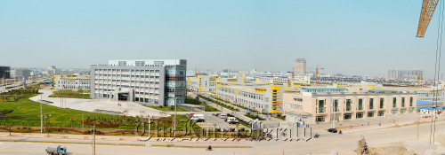 Hanwha SolarOne’s plant in China                            Hanwha Group