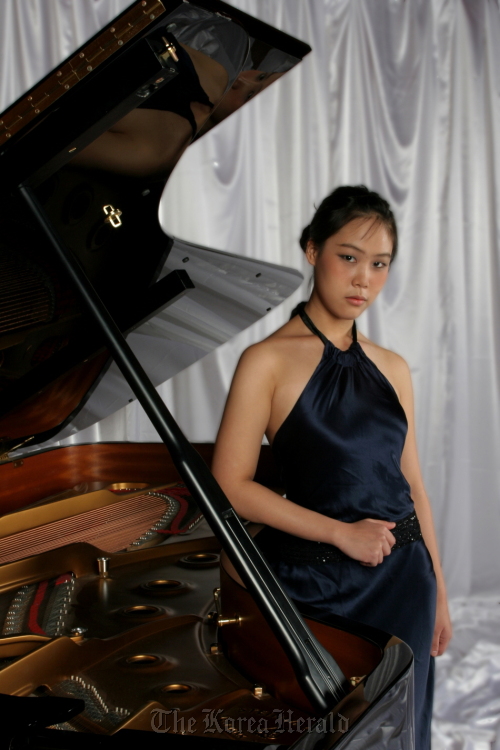 Pianist Son Yeol-eum.  The Suwon Philharmonic Orchestra