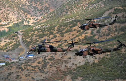 <YONHAP PHOTO-0068> In this Oct. 15, 2011 photo, released by the Turkish Presidency Press Service, military helicopters fly over Hakkari province near the border with Iraq where Kurdish rebels killed 24 soldiers and injured 18 others early Wednesday, Oct. 19, 2011. Wednesday's attack sparked public outrage in Turkey and Turkish soldiers, air force bombers and helicopter gunships reportedly launched an incursion into Iraq on Wednesday, hours after Kurdish rebels killed 24 soldiers and wounded 18 others in multiple attacks along the border.(AP Photo/Murat Cetinmuhurdar, Presidential Press Service, ho)/2011-10-20 00:25:40/ <저작권자 ⓒ 1980-2011 ㈜연합뉴스. 무단 전재 재배포 금지.>\r\nTurkish military helicopters fly over Hakkari province near the border with Iraq on Saturday. AP-Yonhap News\r\nTurkish military helicopters fly over Hakkari province near the border with Iraq on Saturday. AP-Yonhap News\r\nTurkish military helicopters fly over Hakkari province near the border with Iraq on Saturday. AP-Yonhap News\r\nTurkish military helicopters fly over Hakkari province near the border with Iraq on Saturday. AP-Yonhap News\r\nTurkish military helicopters fly over Hakkari province near the border with Iraq on Saturday. AP-Yonhap News\r\nTurkish military helicopters fly over Hakkari province near the border with Iraq on Saturday. AP-Yonhap News\r\nTurkish military helicopters fly over Hakkari province near the border with Iraq on Saturday. AP-Yonhap News\r\nTurkish military helicopters fly over Hakkari province near the border with Iraq on Saturday. AP-Yonhap News\r\nTurkish military helicopters fly over Hakkari province near the border with Iraq on Saturday. AP-Yonhap News