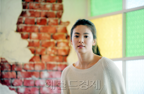 영화 '오늘' 주연배우 송혜교 인터뷰./ 안훈기자 rosedale@ 2011.10.19\r\n영화 '오늘' 주연배우 송혜교 인터뷰./ 안훈기자 rosedale@ 2011.10.19